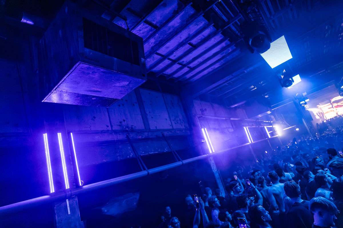 Loading... just a sec